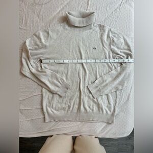 ❤️Calvin Klein kids Beige Turtleneck Sweater